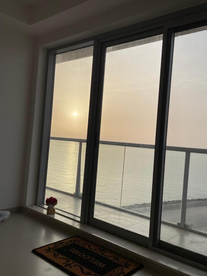 2 Bedroom Incredible Ocean Vew Apartment Rász el-Haima Kültér fotó