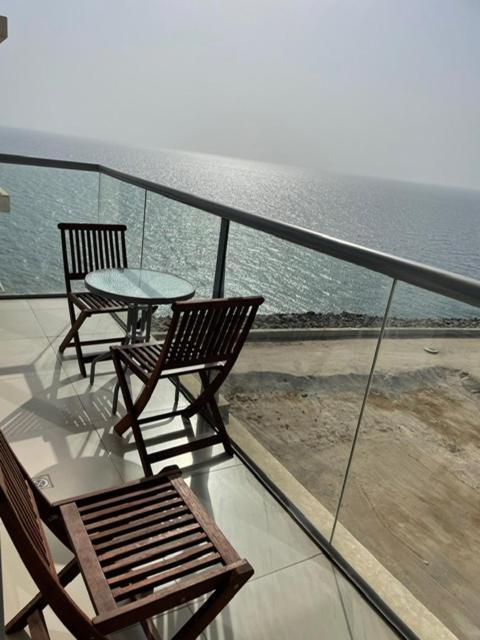 2 Bedroom Incredible Ocean Vew Apartment Rász el-Haima Kültér fotó