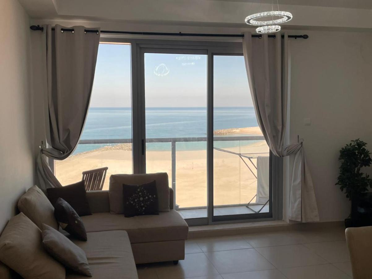 2 Bedroom Incredible Ocean Vew Apartment Rász el-Haima Kültér fotó